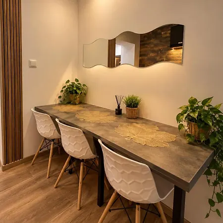 Апартаменти Apartmentsbymatyrafa-iii