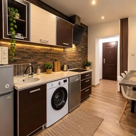 Apartmentsbymatyrafa-iii Апартаменти